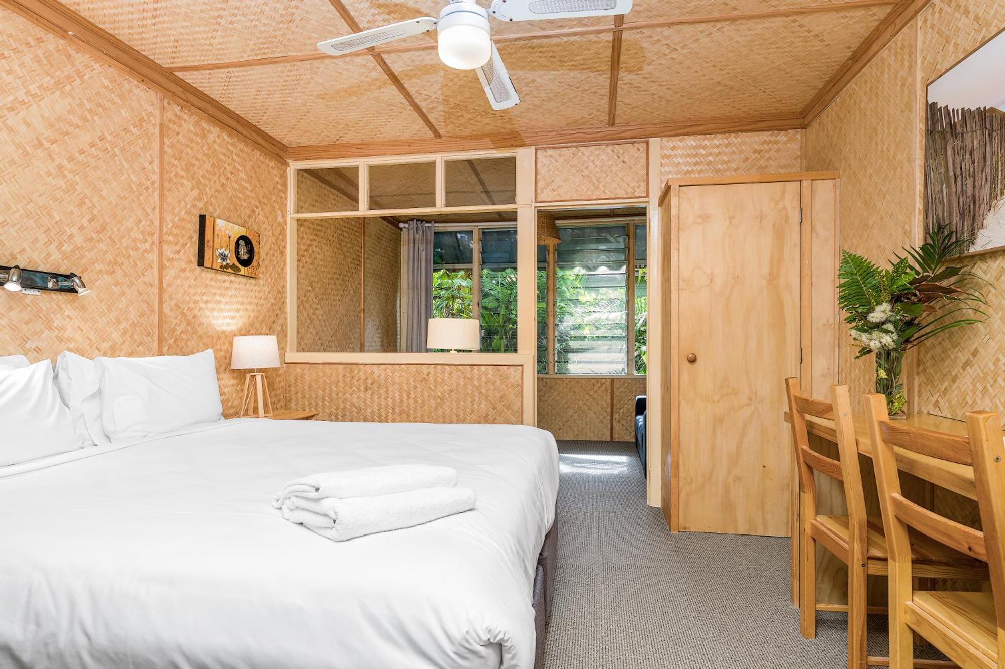 Tallow Beach Motel (Adults Only) Byron Bay Exterior photo