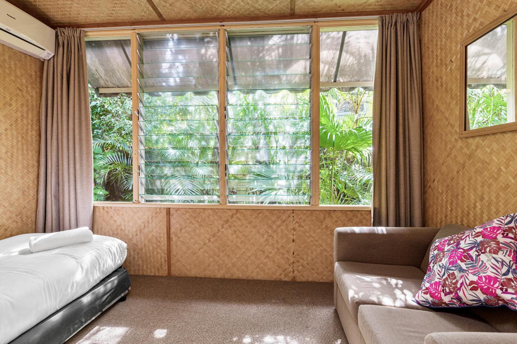 Tallow Beach Motel (Adults Only) Byron Bay Exterior photo
