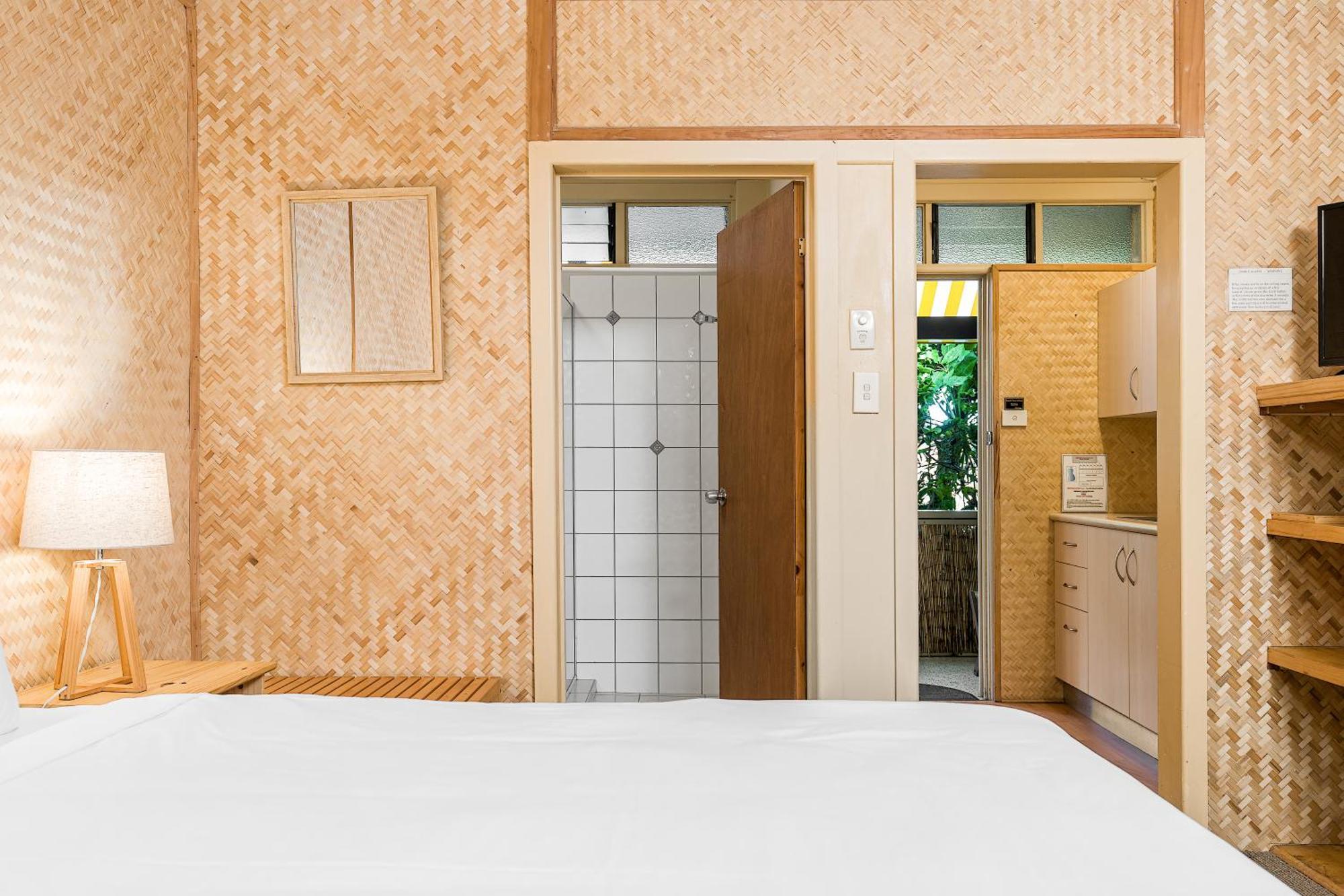Tallow Beach Motel (Adults Only) Byron Bay Exterior photo