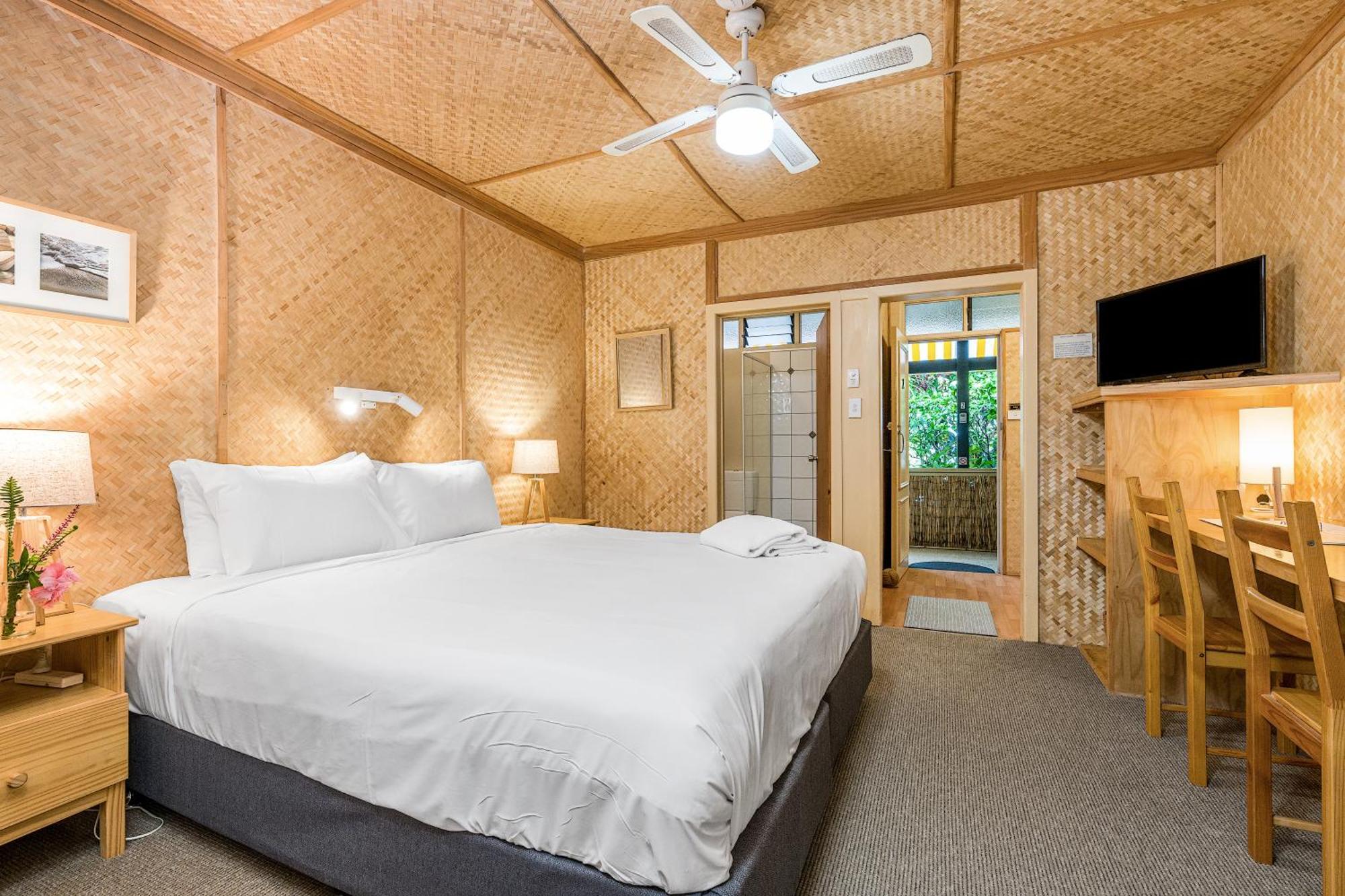 Tallow Beach Motel (Adults Only) Byron Bay Exterior photo