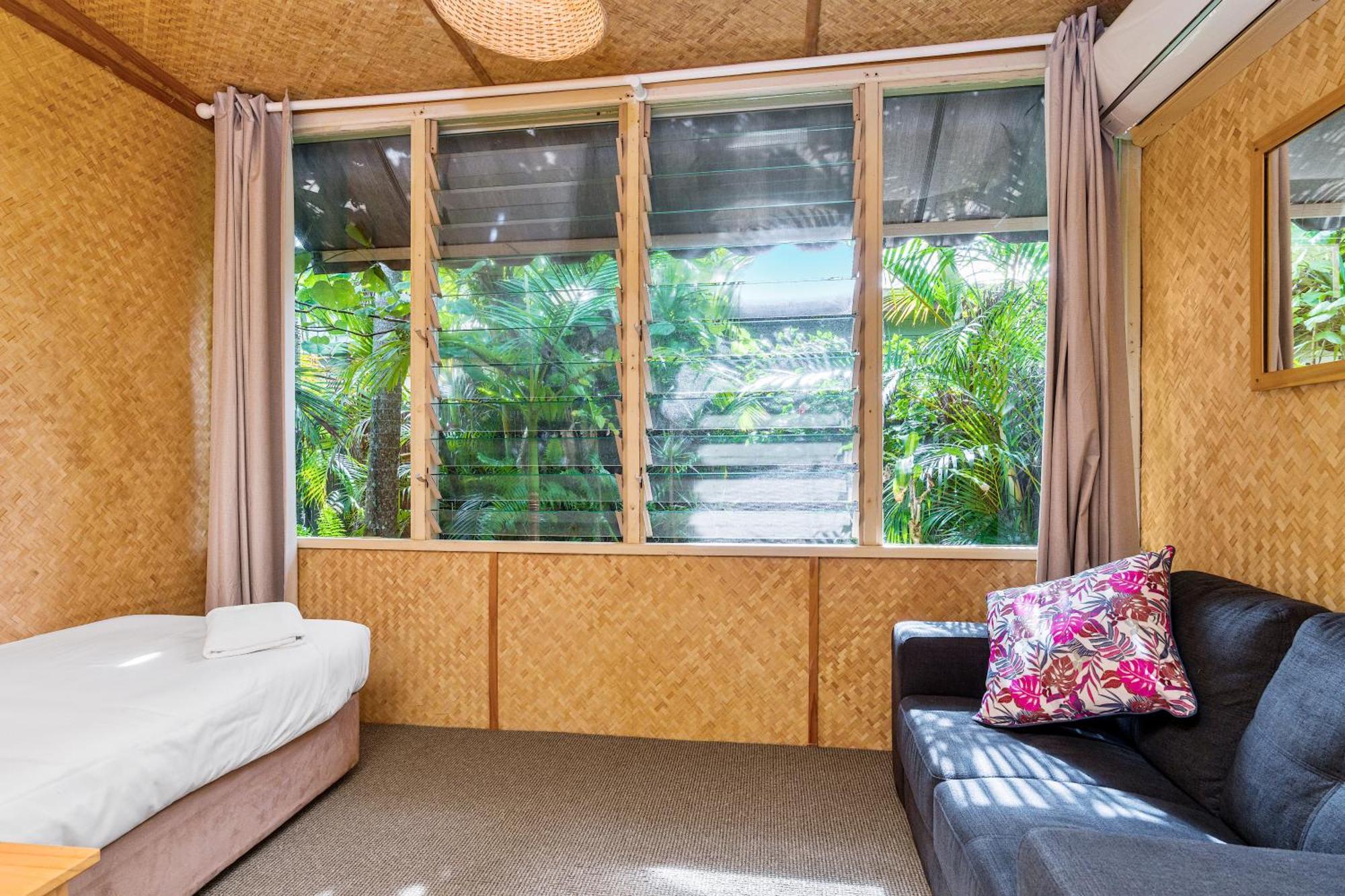 Tallow Beach Motel (Adults Only) Byron Bay Exterior photo