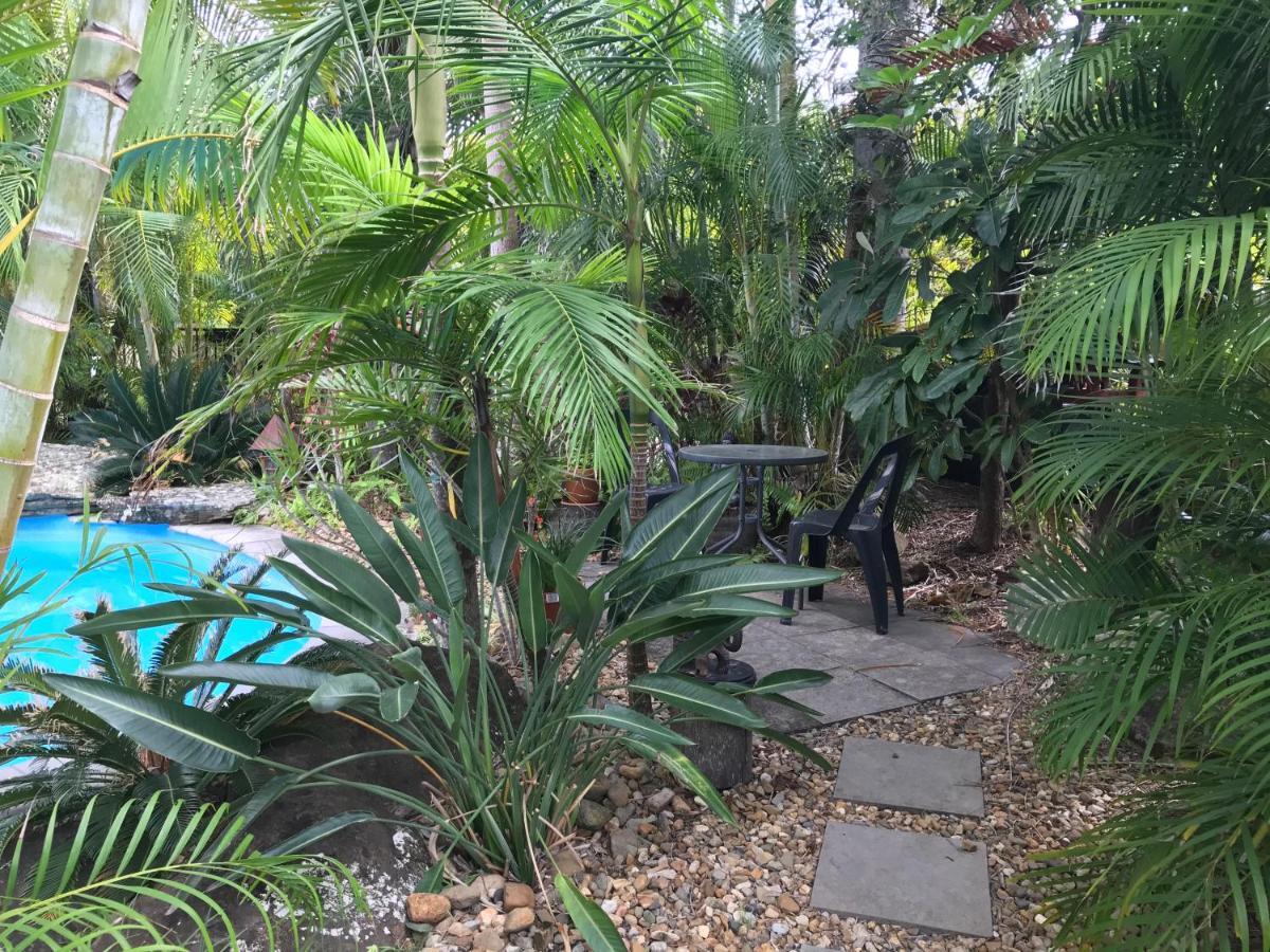Tallow Beach Motel (Adults Only) Byron Bay Exterior photo